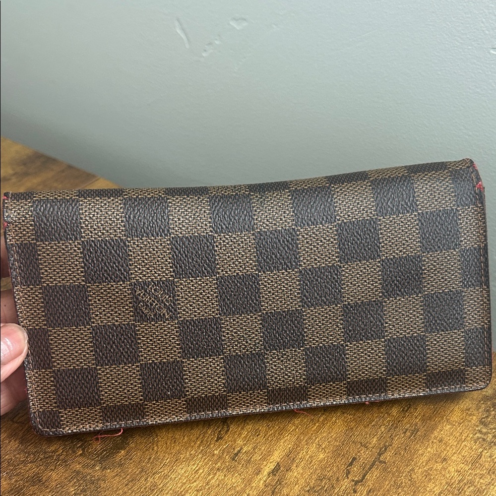 Louis Vuitton Damier Ebene Wallet - Picture 4 of 17